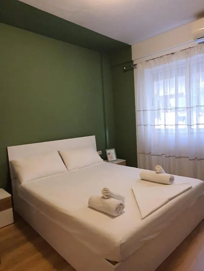 Heris'S Apartment Tirana Albania